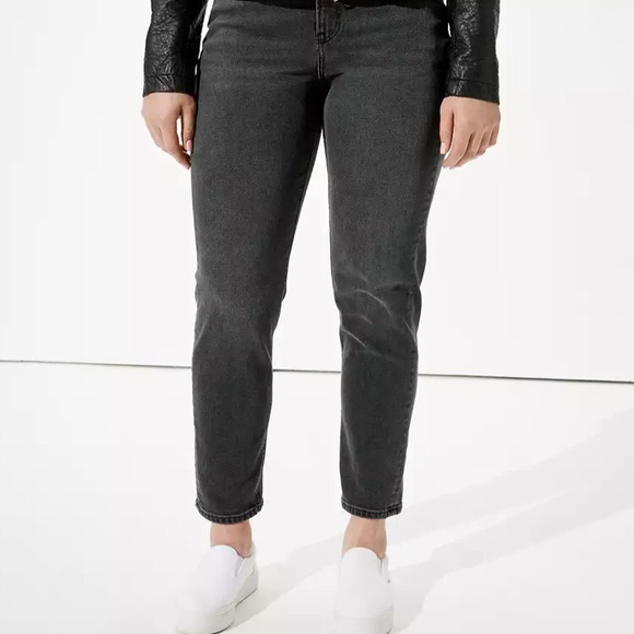 BRAND NEW AMERICAN EAGLE Stretch Curvy Mom Jean Size 6 - Picture 5 of 12